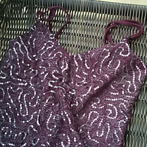 Sequin Top - Picture 3 of 3